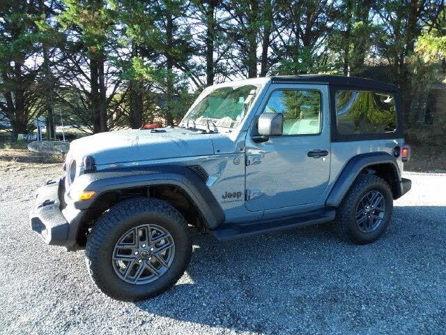 2024 Jeep Wrangler - $33,933