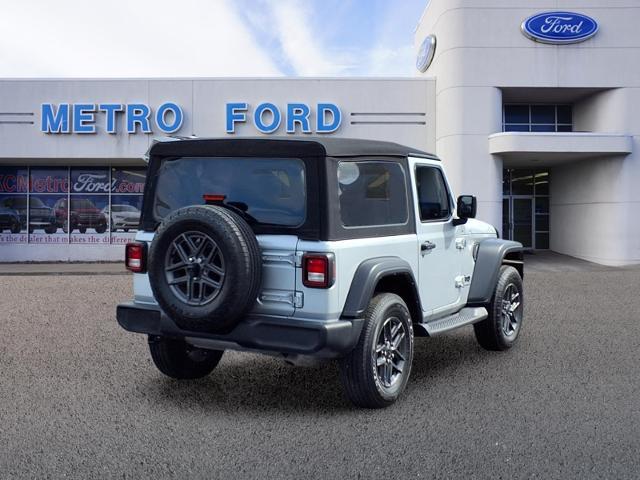 2024 Jeep Wrangler - $30,250