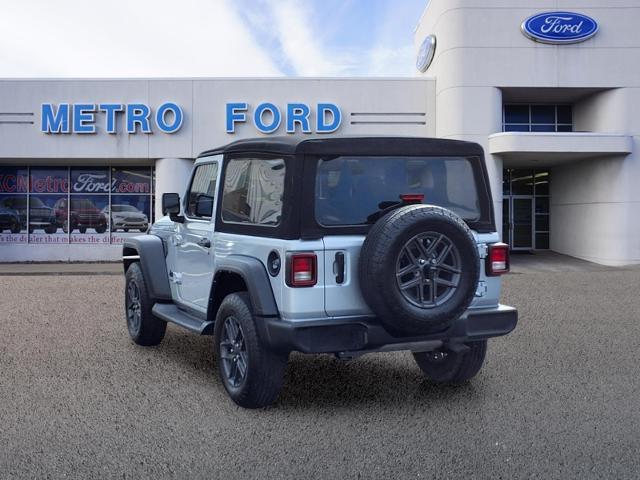2024 Jeep Wrangler - $30,250