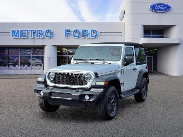 2024 Jeep Wrangler - $30,250