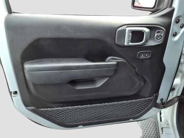 2024 Jeep Wrangler - $30,250