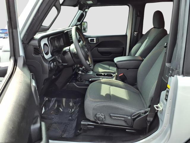 2024 Jeep Wrangler - $30,250