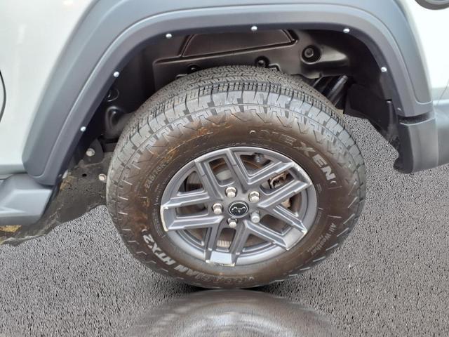 2024 Jeep Wrangler - $30,250