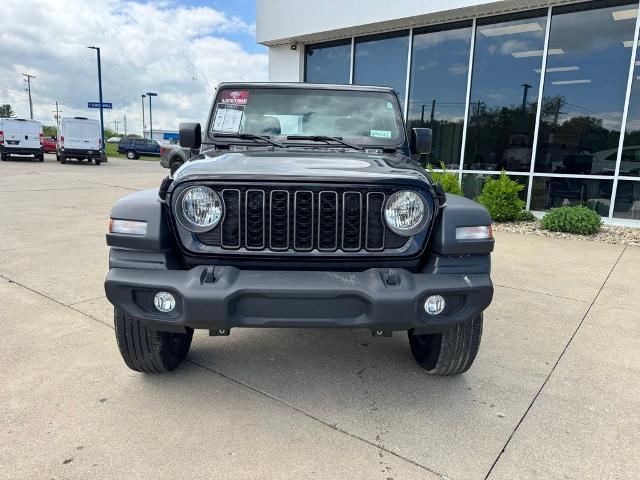 2024 Jeep Wrangler - $27,995