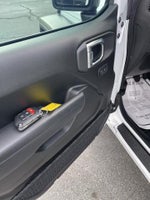 2025 Wrangler Thumbnail 12