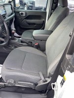 2025 Wrangler Thumbnail 13