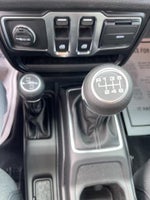 2025 Wrangler Thumbnail 18