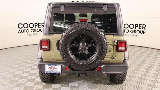 2025 Jeep Wrangler Sport