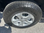 2025 Wrangler Thumbnail 36