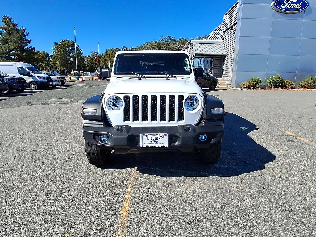 2024 Jeep Wrangler - $26,850