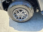 2026 Wrangler Thumbnail 12