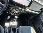 2026 Wrangler Thumbnail 32
