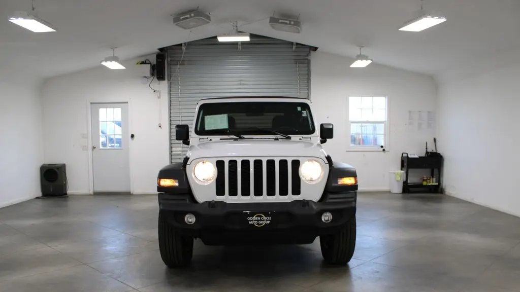 2024 Jeep Wrangler Sport