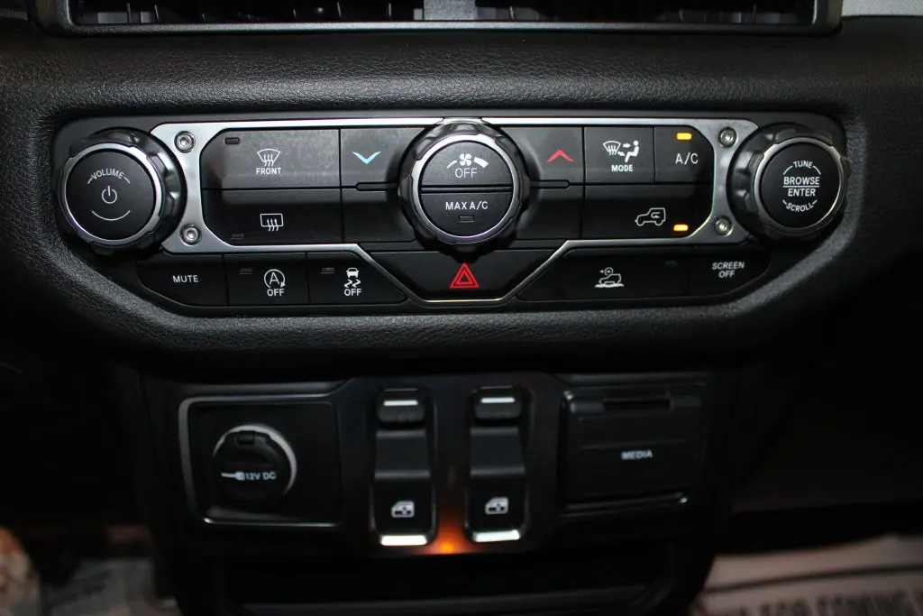 2024 Jeep Wrangler - $28,148