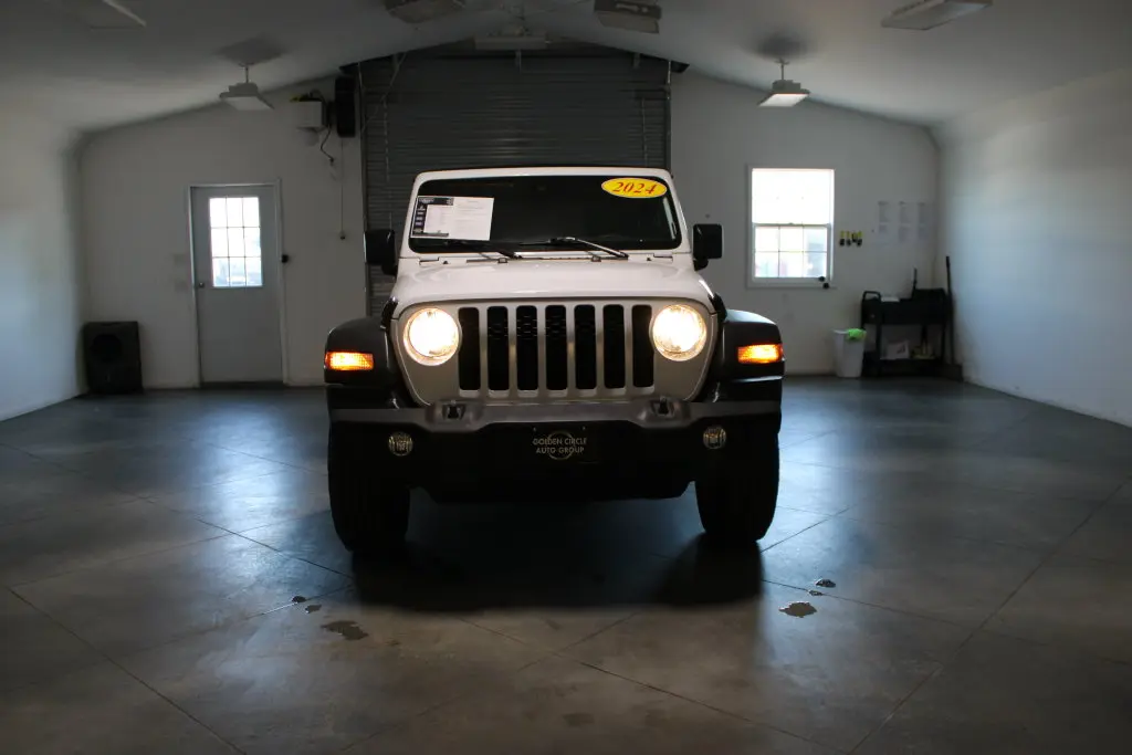 2024 Jeep Wrangler - $28,148