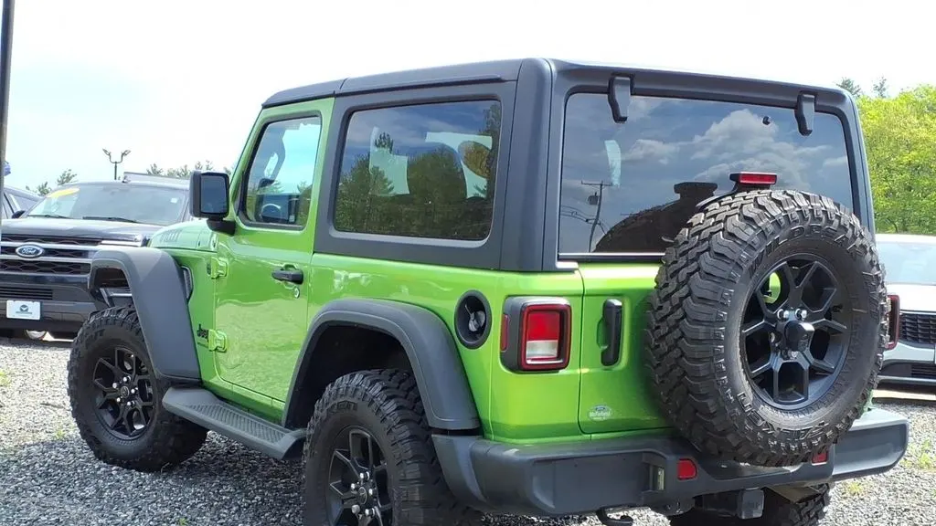 2025 Jeep Wrangler Sport