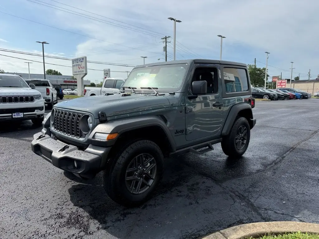 2025 Jeep Wrangler - $34,996