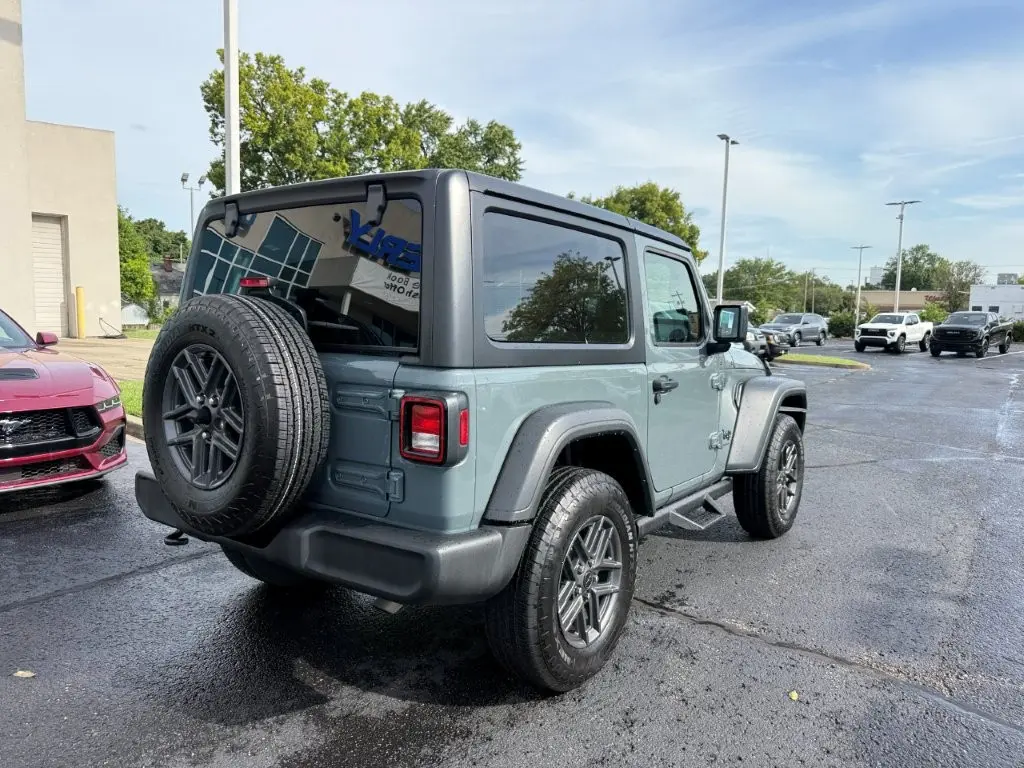 2025 Jeep Wrangler - $34,996