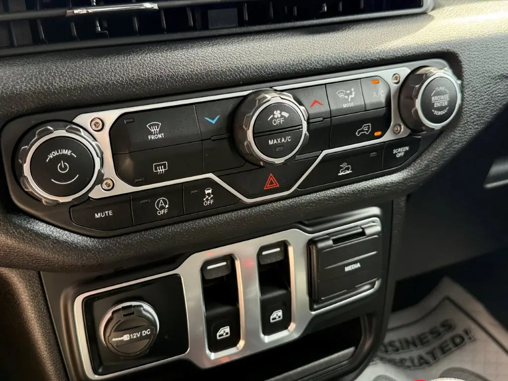 2025 Jeep Wrangler - $34,996