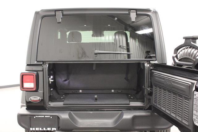 2024 Jeep Wrangler - $28,962