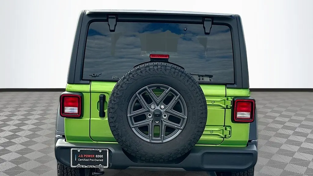 2025 Jeep Wrangler Sport