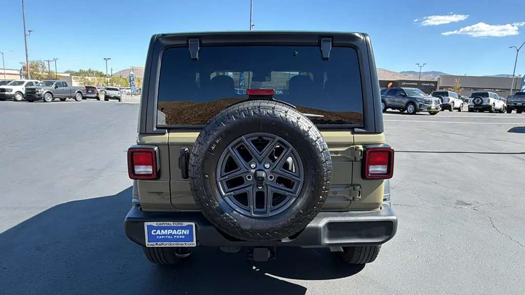 2025 Jeep Wrangler - $31,252