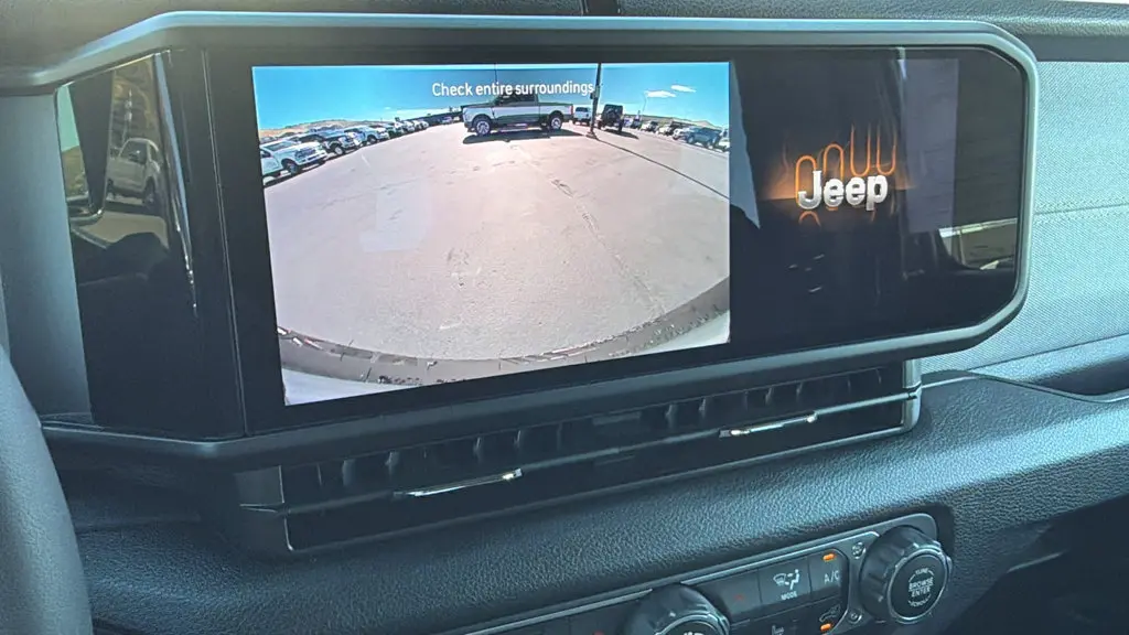 2025 Jeep Wrangler - $31,252