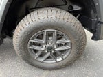 2025 Wrangler Thumbnail 24