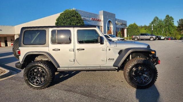 2024 Jeep Wrangler Sport