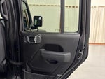 2026 Wrangler Thumbnail 31