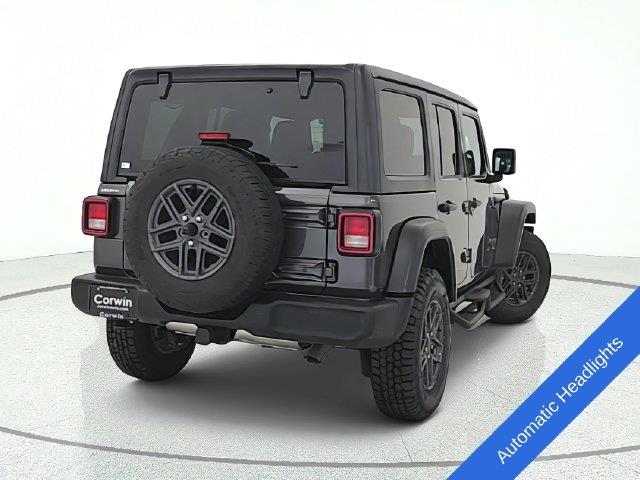 2024 Jeep Wrangler - $26,995