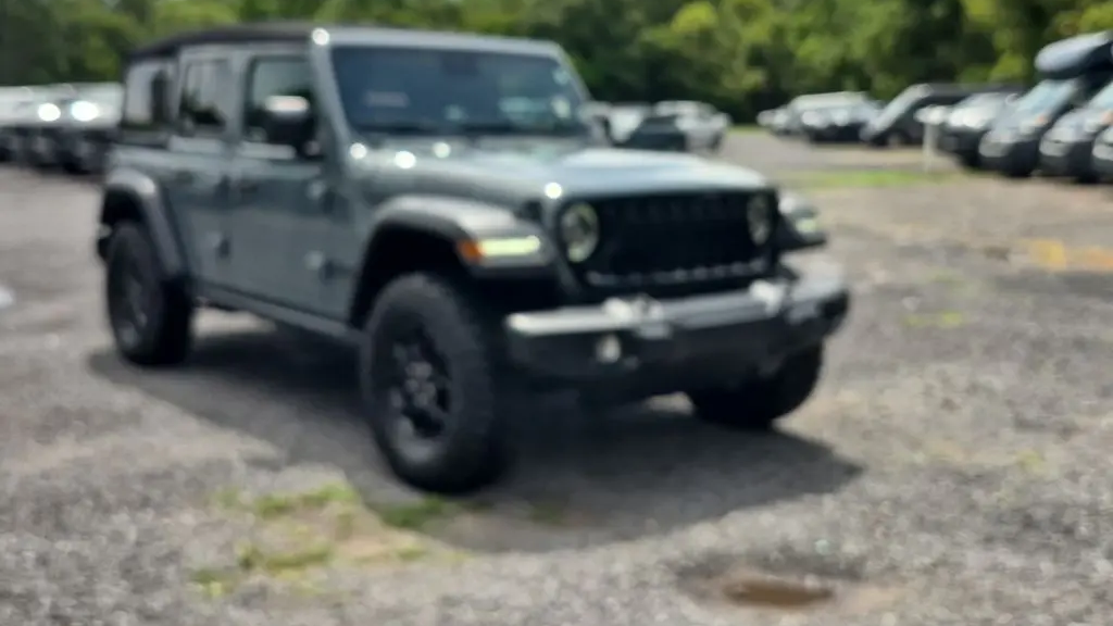 2024 Jeep Wrangler Sport
