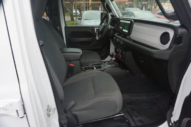 2024 Jeep Wrangler - $34,000