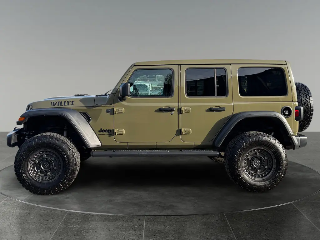 2025 Jeep Wrangler - $41,500