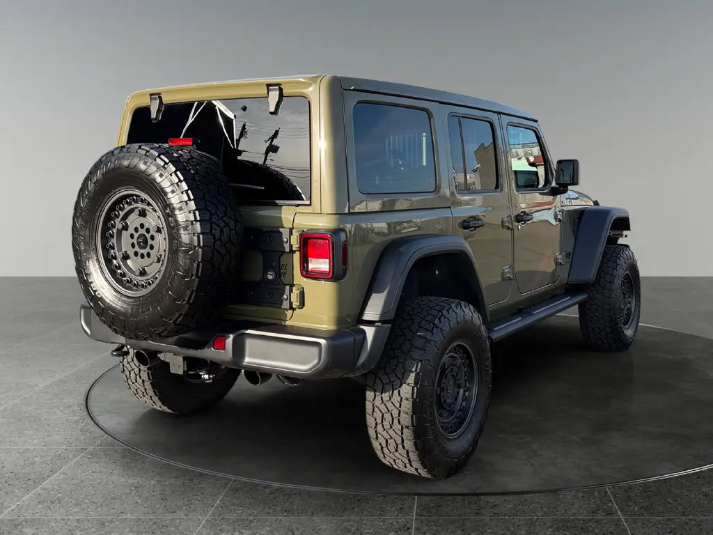 2025 Jeep Wrangler - $41,500