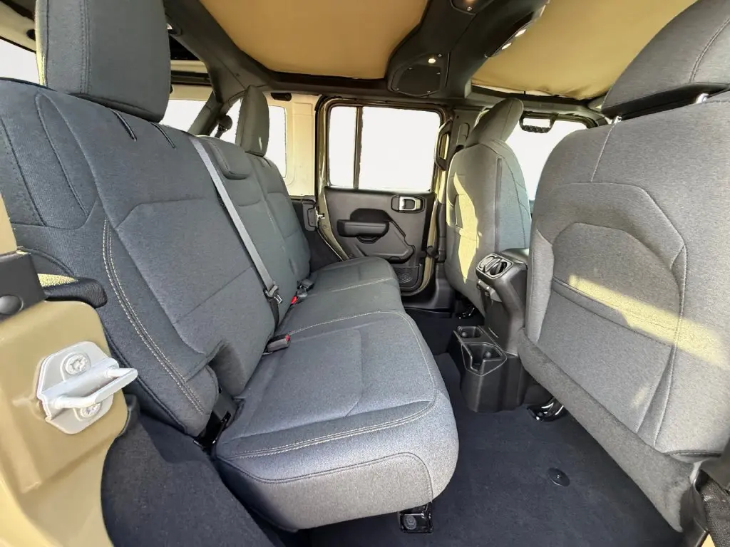 2025 Jeep Wrangler - $41,500