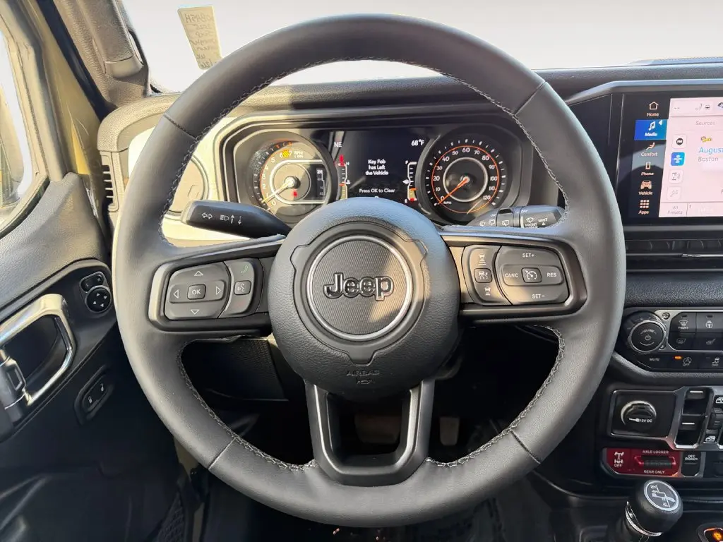 2025 Jeep Wrangler - $41,500