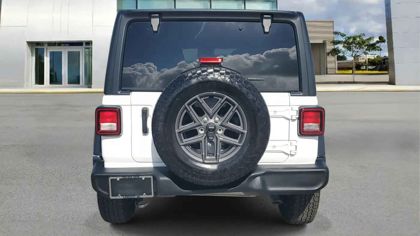 2024 Jeep Wrangler Sport
