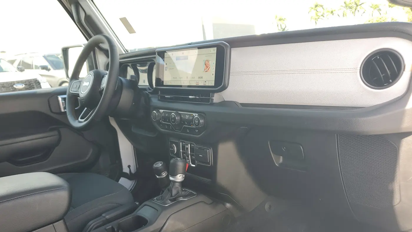 2024 Jeep Wrangler Sport