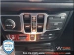 2025 Wrangler Thumbnail 24