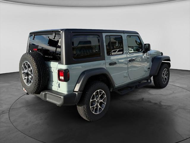 2024 Jeep Wrangler - $33,784