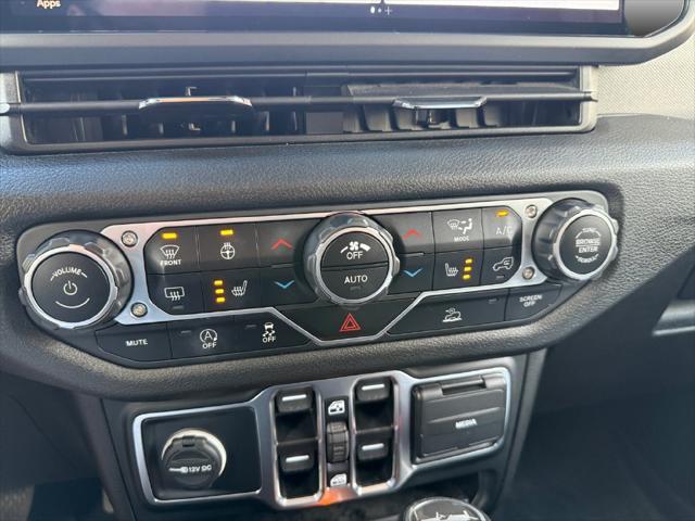 2024 Jeep Wrangler - $33,784