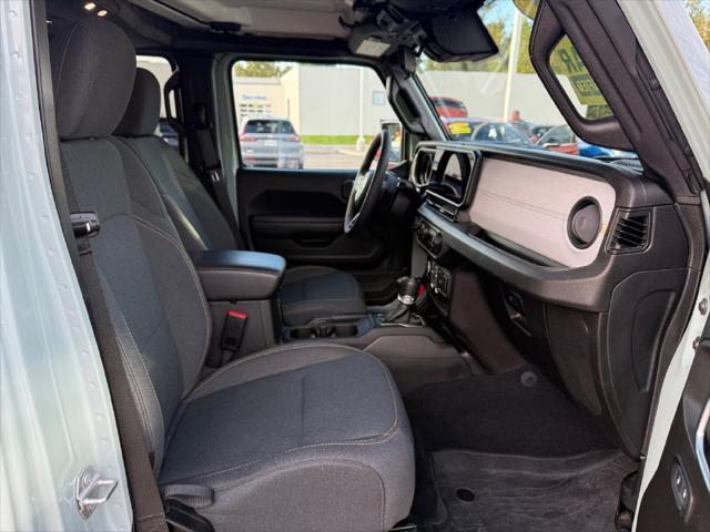 2024 Jeep Wrangler - $33,784