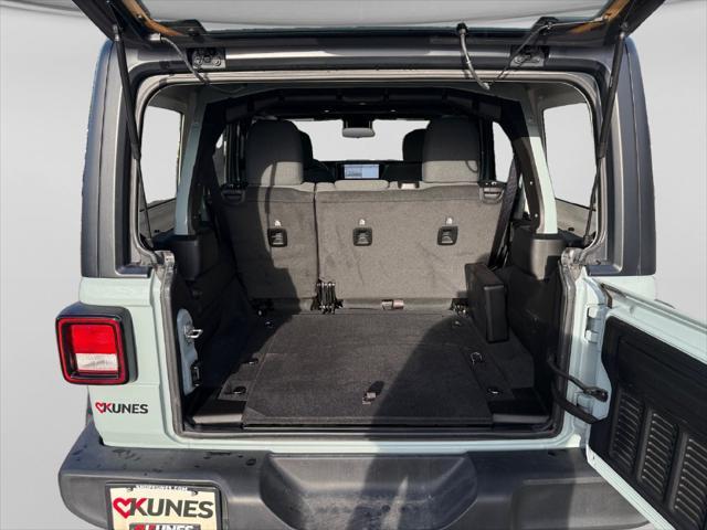 2024 Jeep Wrangler - $33,784