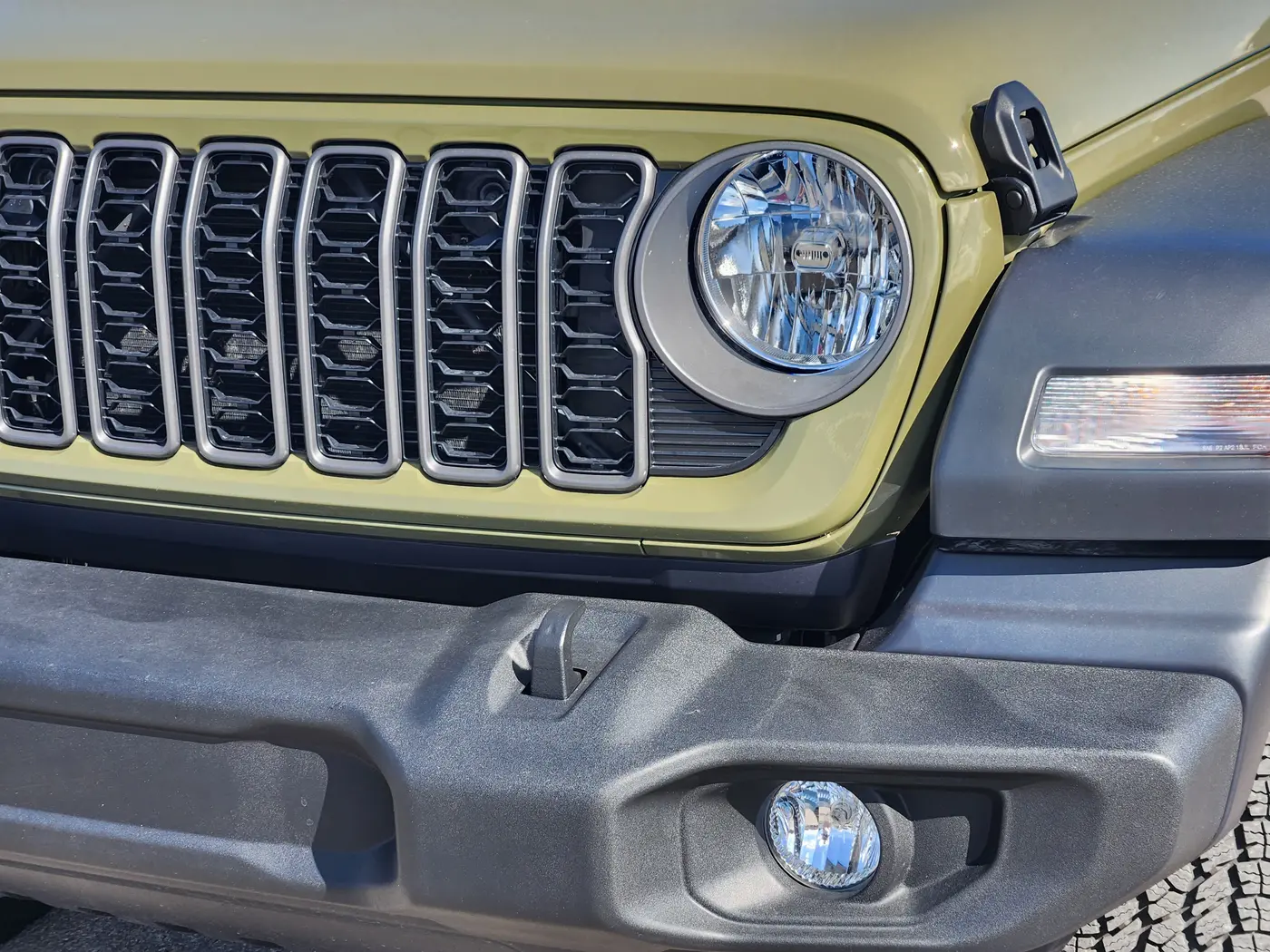 2026 Jeep Wrangler - $40,401