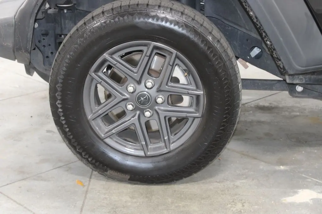 2024 Jeep Wrangler - $24,798
