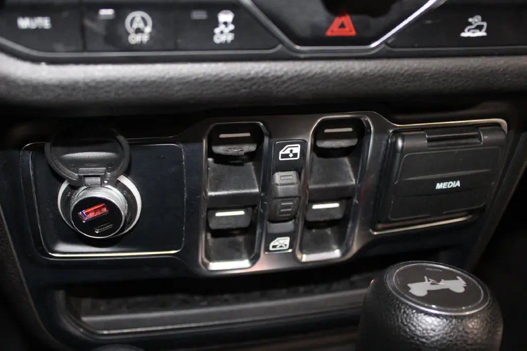 2024 Jeep Wrangler - $24,798