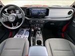 2025 Wrangler Thumbnail 15