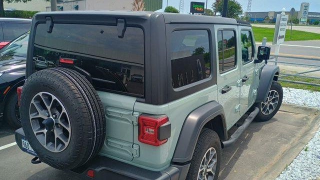2024 Jeep Wrangler Sport