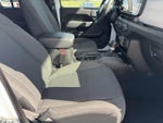 2025 Wrangler Thumbnail 36